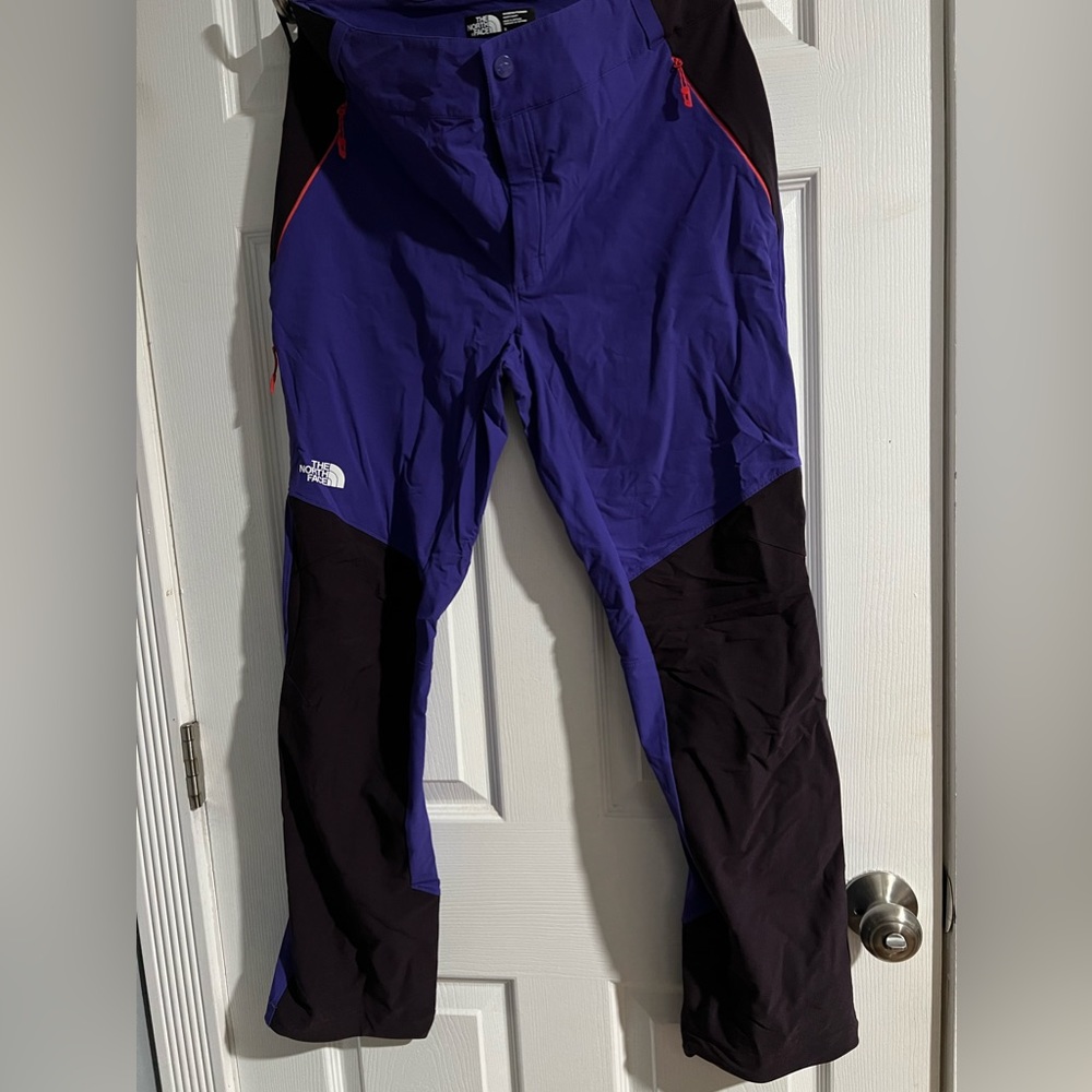 The North Face Impendor Soft Shell Climbing Hiking Winter Snow Pants Sz 8 NWOT